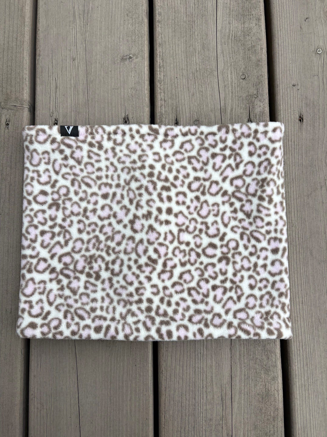 Pink/grey Cheetah, image 2