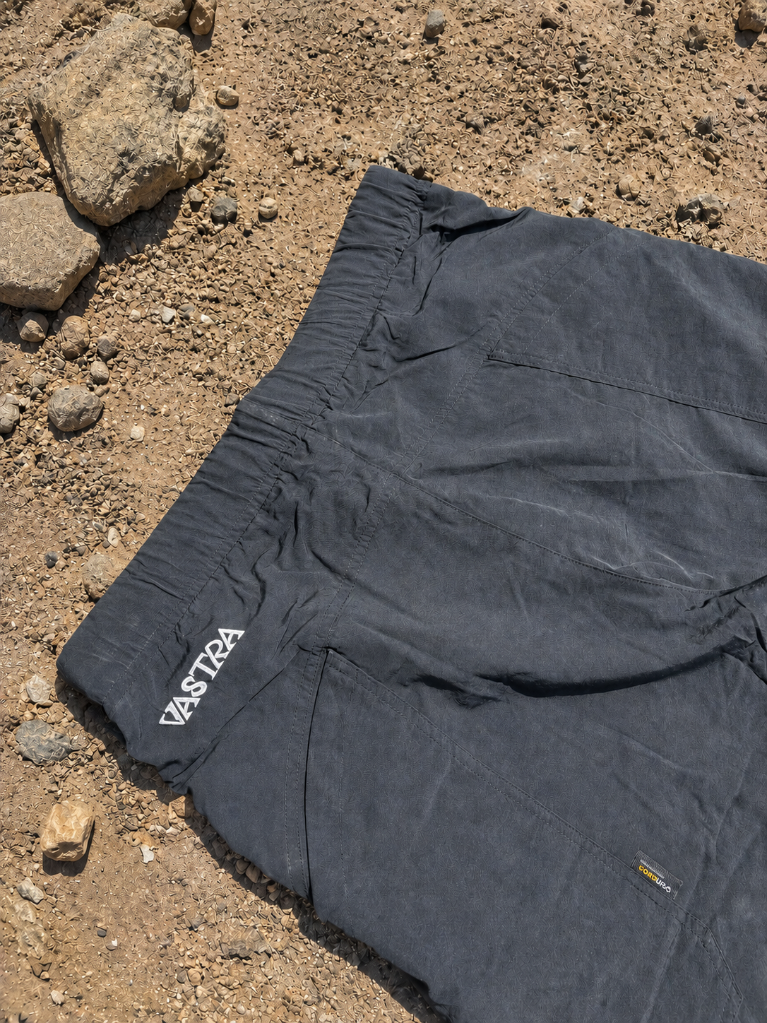 RIDGE SHORTS - BLACK