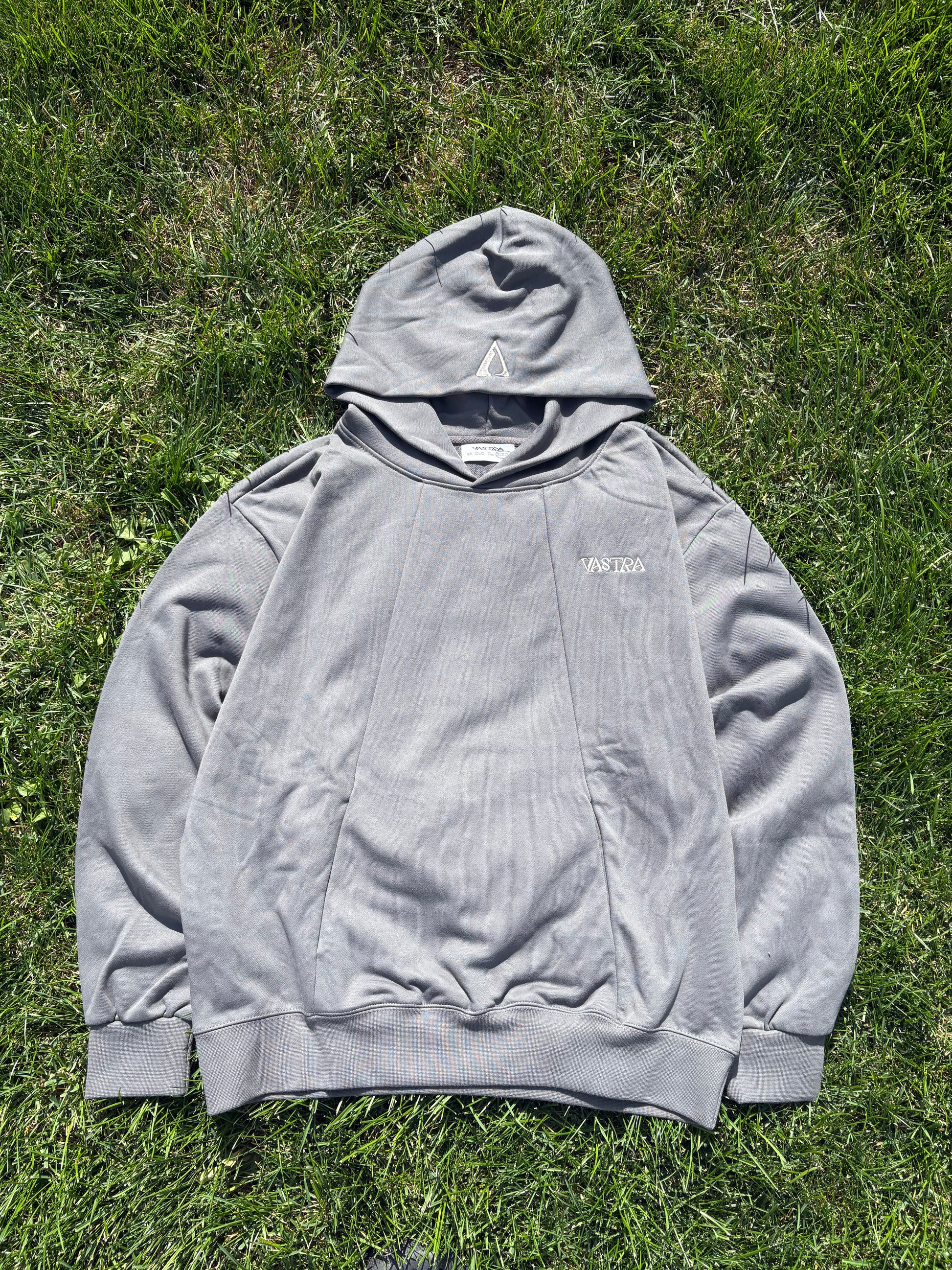 HOODIE - Grey